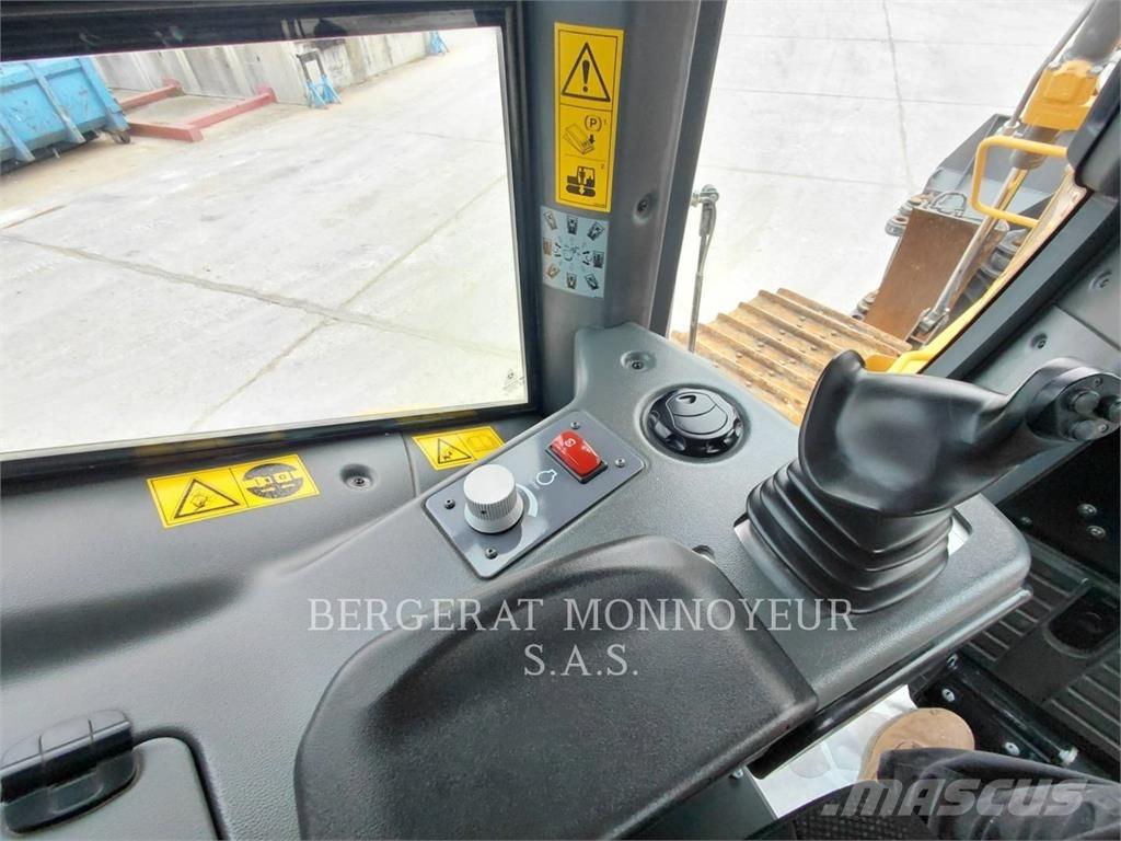 Liebherr PR 736 LGP Buldožeri guseničari