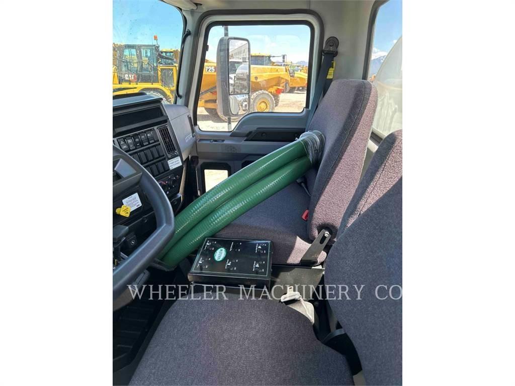 Mack WT2000 A Kamioni cisterne