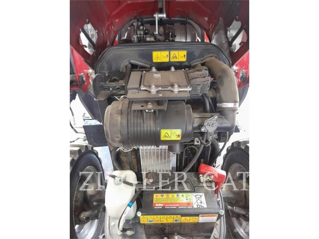 Massey Ferguson 1840M Traktori