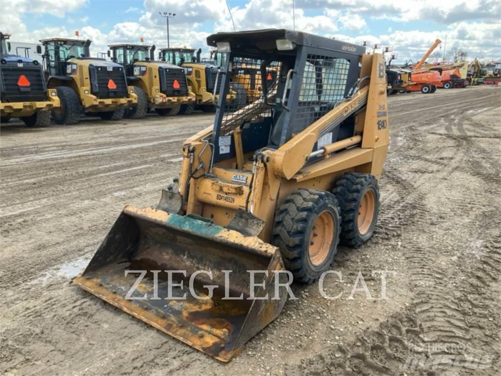 New Holland 1840 Skid steer mini utovarivači