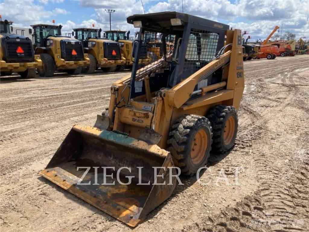 New Holland 1840 Skid steer mini utovarivači