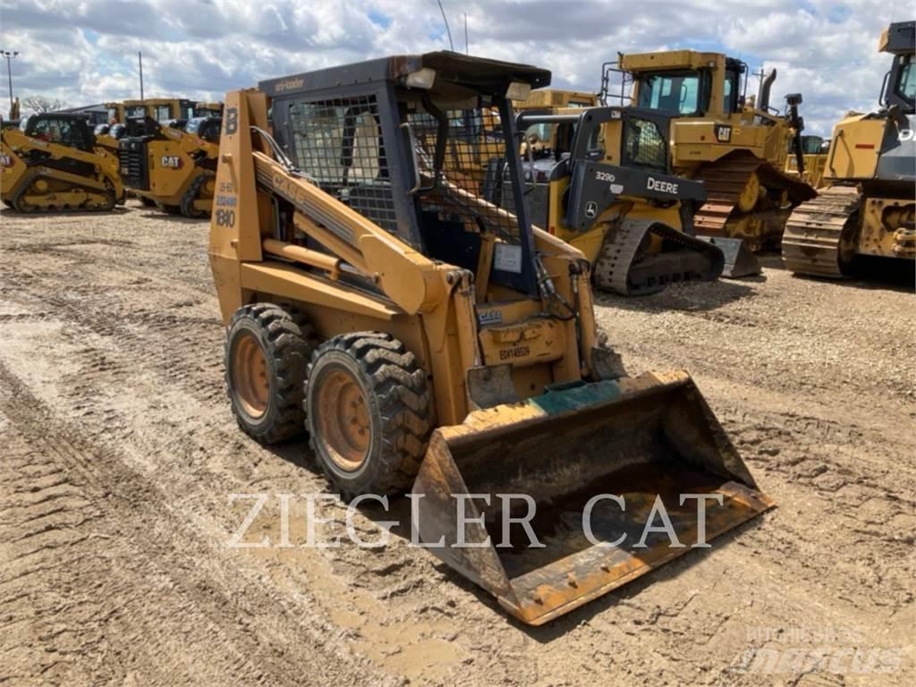 New Holland 1840 Skid steer mini utovarivači