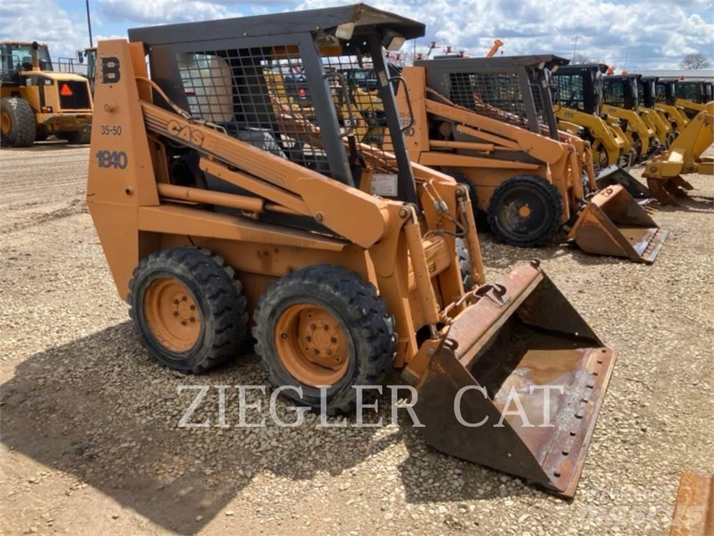 New Holland 1840 Skid steer mini utovarivači
