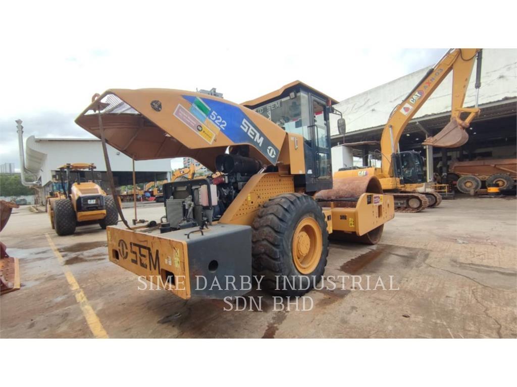 SEM MACHINERY SEM 522 Nabijači zemlje