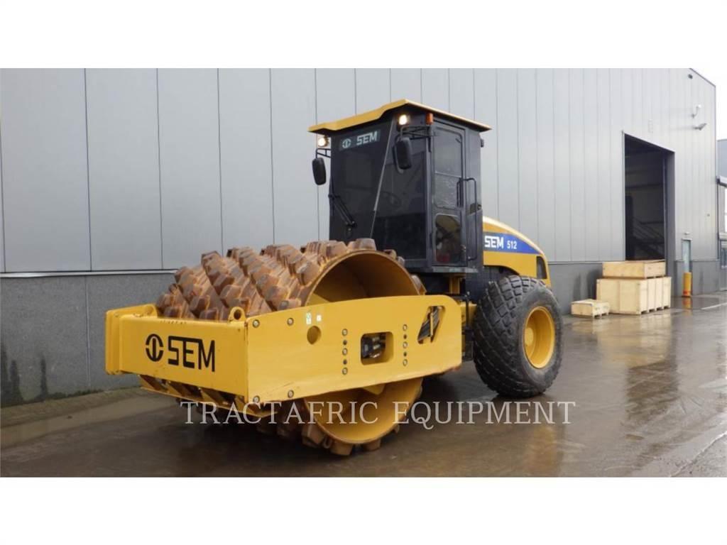 SEM MACHINERY SEM512 Nabijači zemlje