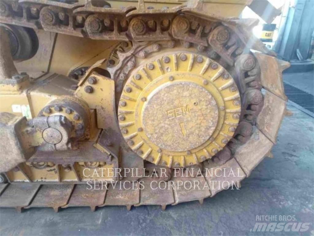 SEM MACHINERY SEM816D Buldožeri guseničari