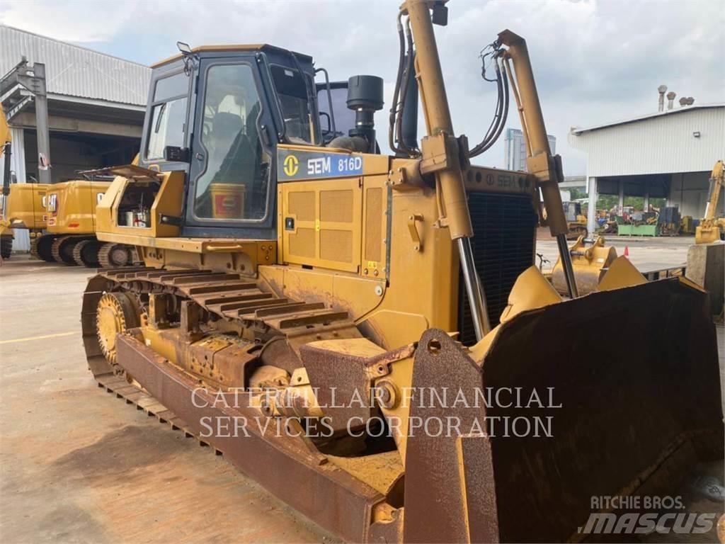 SEM MACHINERY SEM816D Buldožeri guseničari