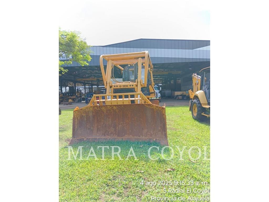 SEM MACHINERY SEM816D Buldožeri guseničari