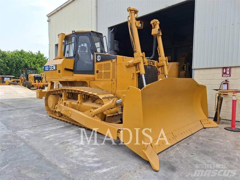 SEM MACHINERY SEM822 Buldožeri guseničari