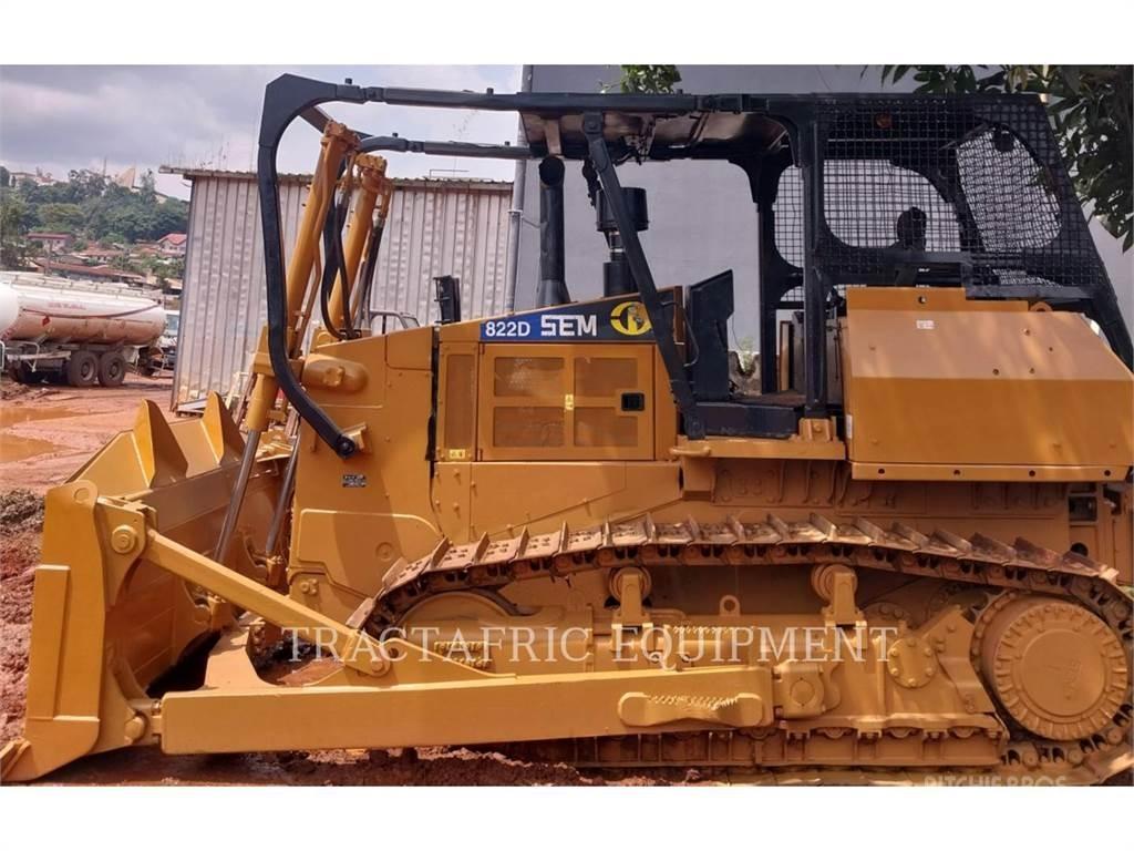 SEM MACHINERY SEM822D Buldožeri guseničari