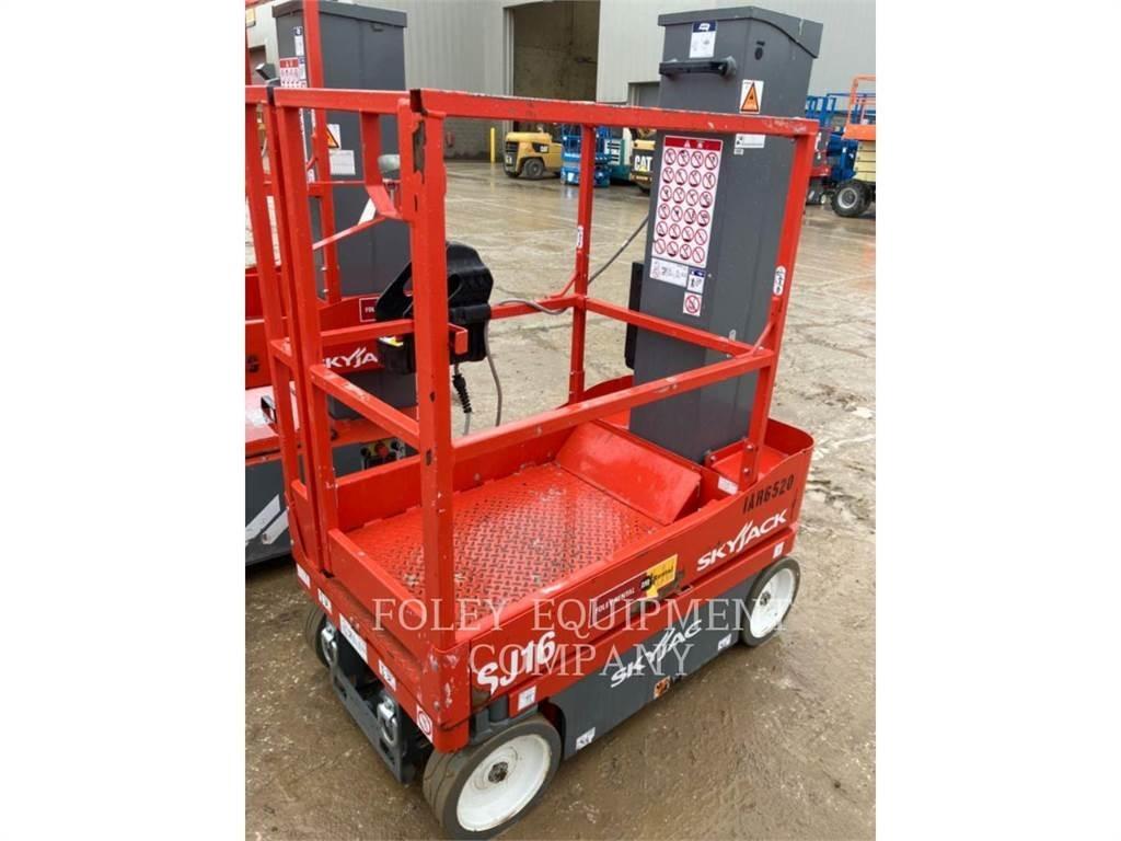 Skyjack SJ16 Makazaste platforme
