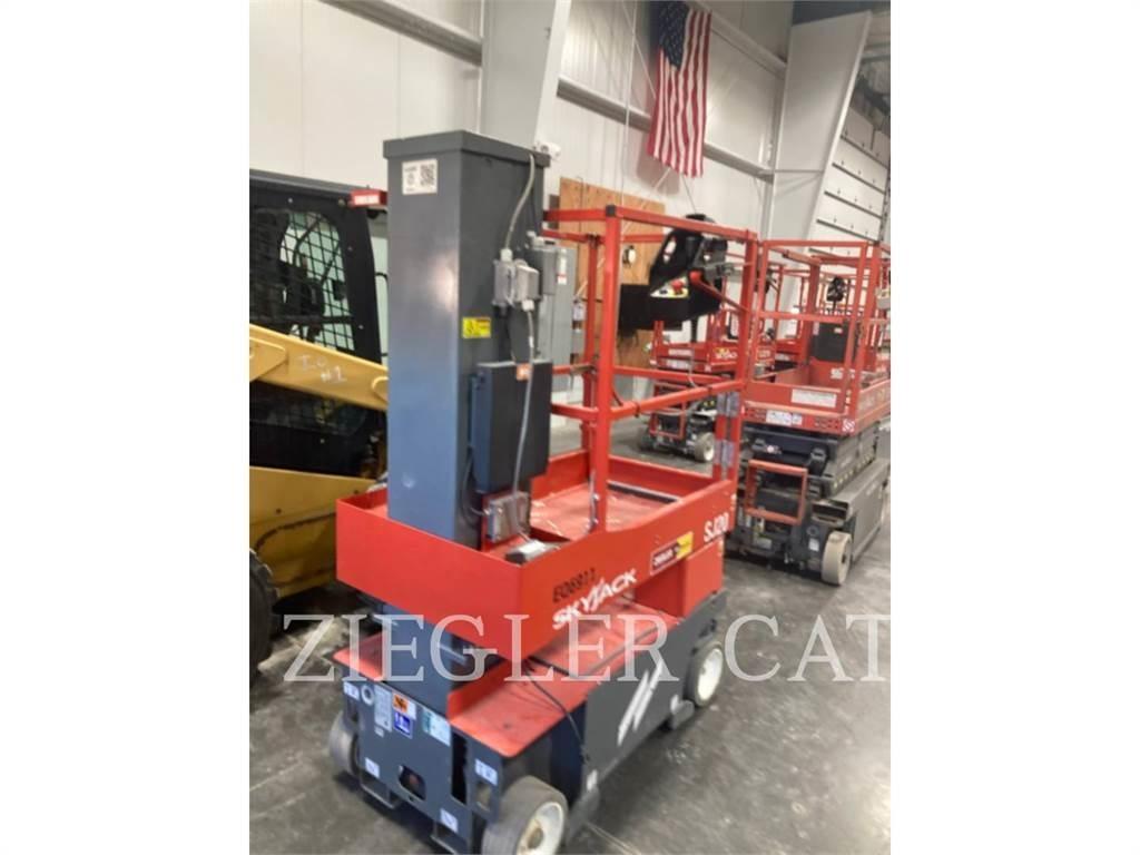 Skyjack SJ20 Makazaste platforme