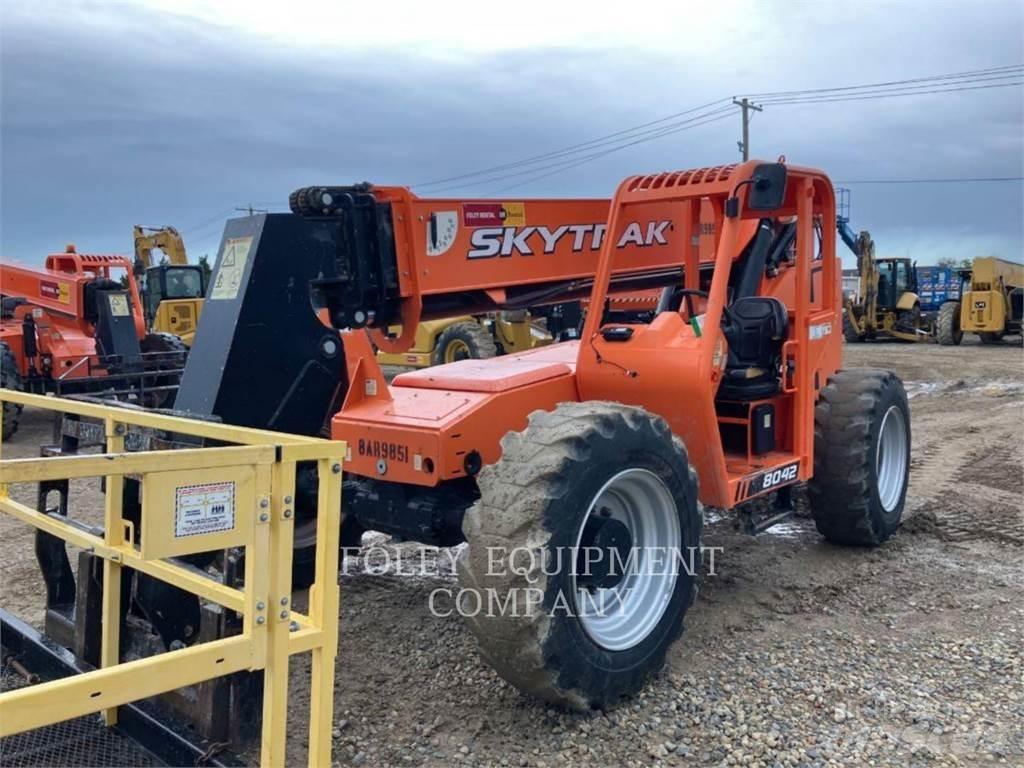 SkyTrak 8042O Teleskopski viljuškari