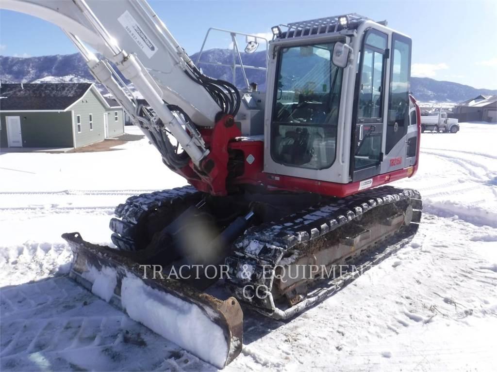 Takeuchi TB2150 Bageri guseničari