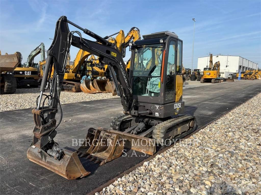 Volvo ECR25D Bageri guseničari