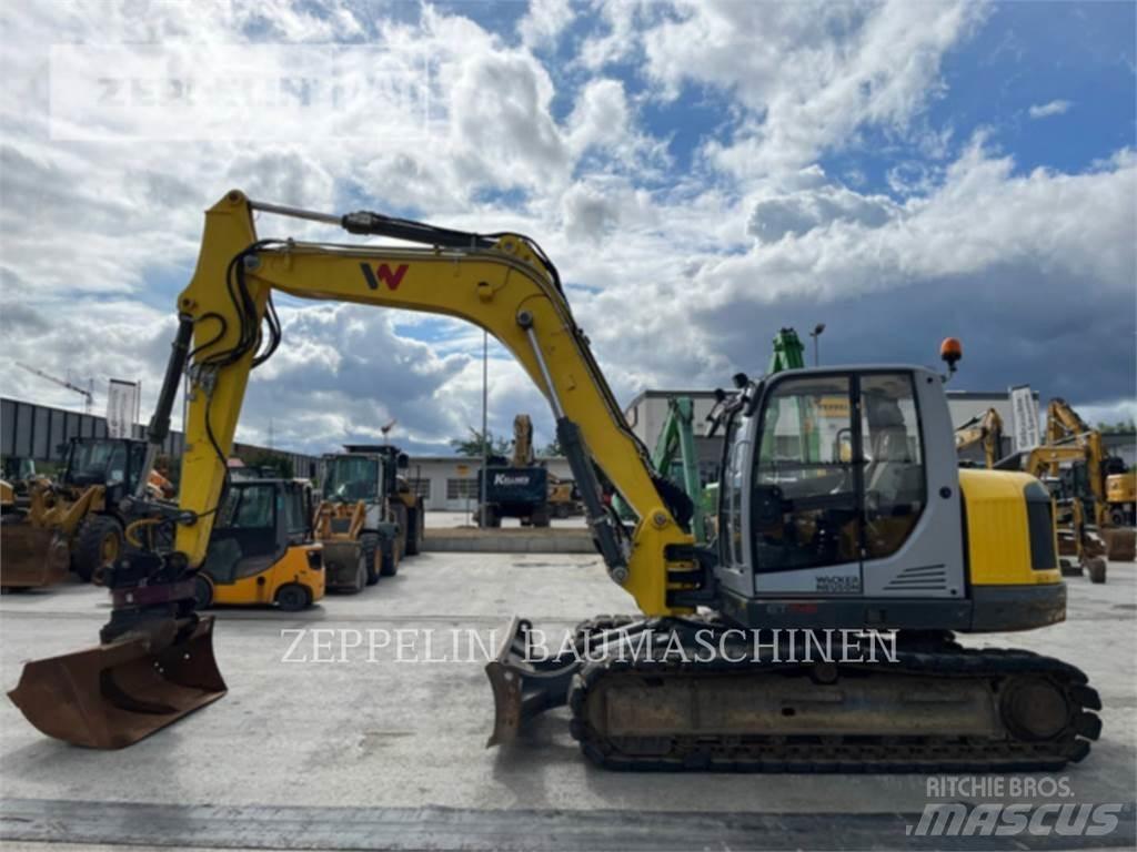Wacker ET145 Bageri guseničari