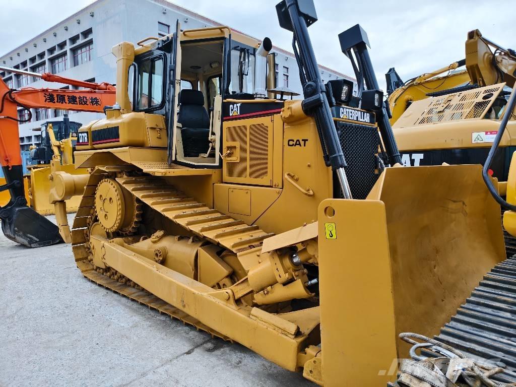 CAT D 7 R Buldožeri guseničari