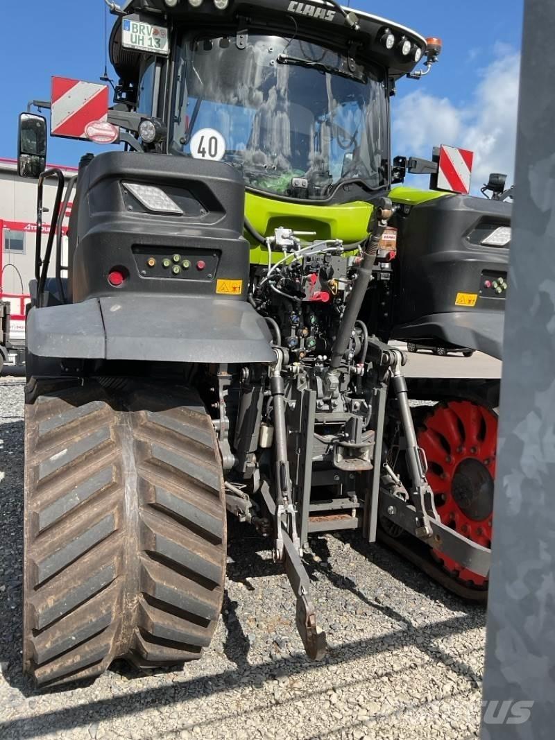 CLAAS Axion 960 TT Derik kranovi