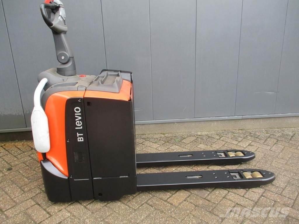 BT LPE 200 Nisko podizni električni viljuškar sa stajalištom