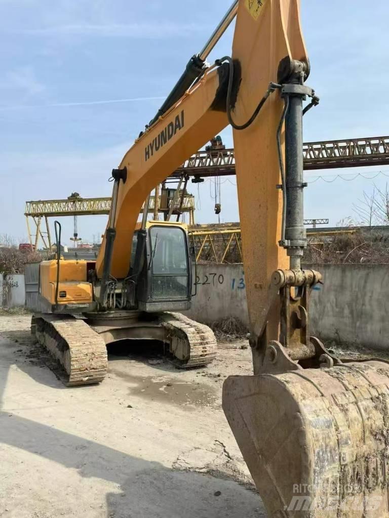 Hyundai 215VS Bageri guseničari