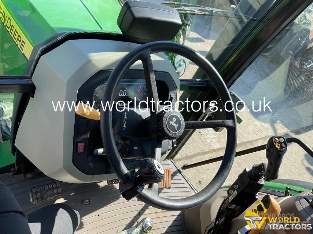 John Deere 5100 M Traktori