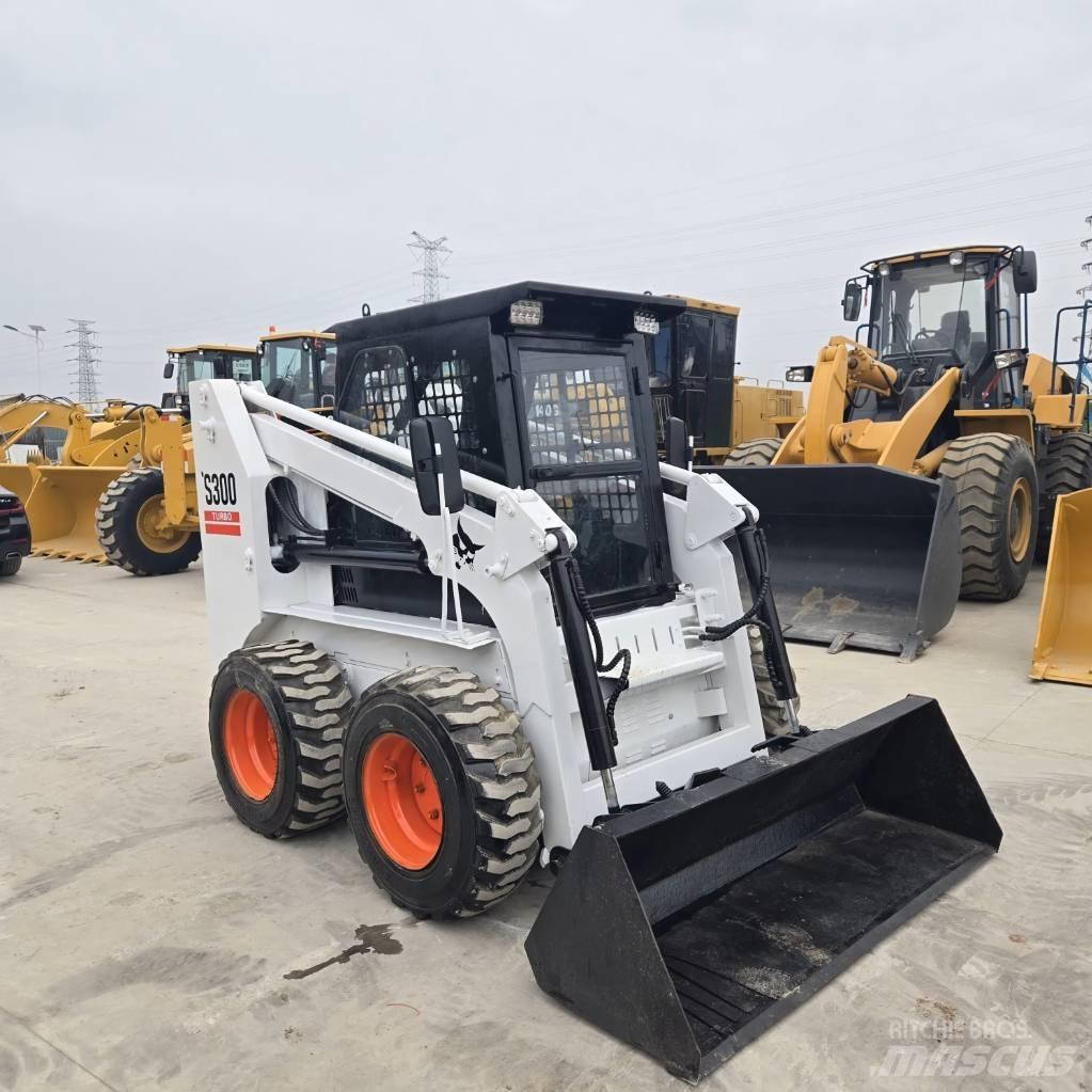 Bobcat S 300 Skid steer mini utovarivači