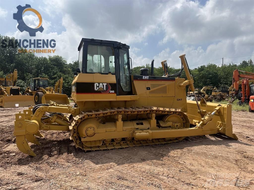 CAT D 6 G Buldožeri guseničari