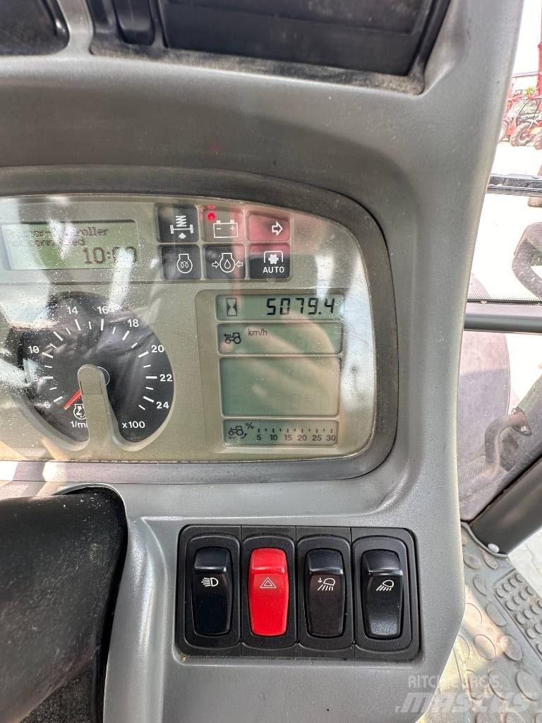 Deutz-Fahr M 620 Traktori