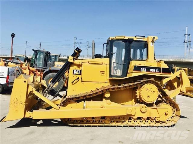 CAT D 6 H Buldožeri guseničari