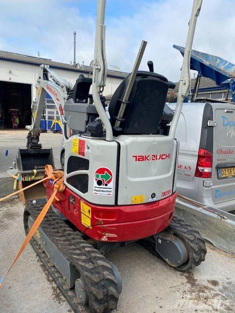 Takeuchi TB 210 Mini bageri < 7t