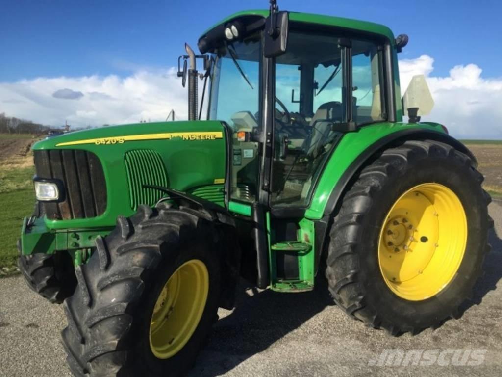 John Deere 6420 S Traktori
