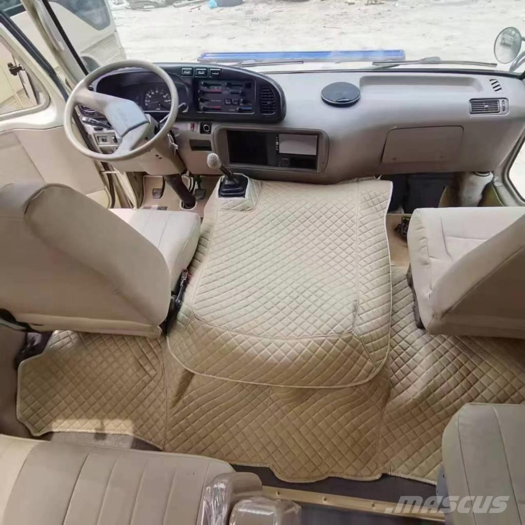 Toyota Coaster Bus Mini autobusi