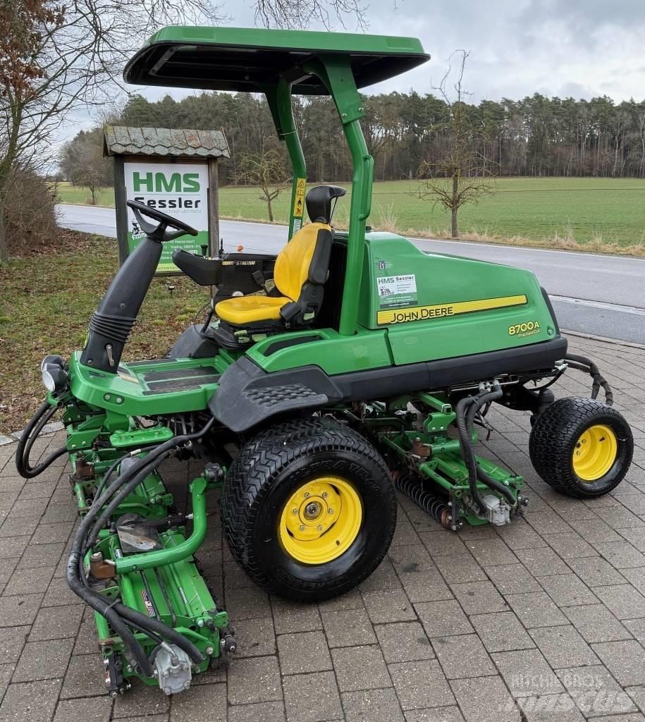 John Deere 8700 A Kosilice za otvoren prostor