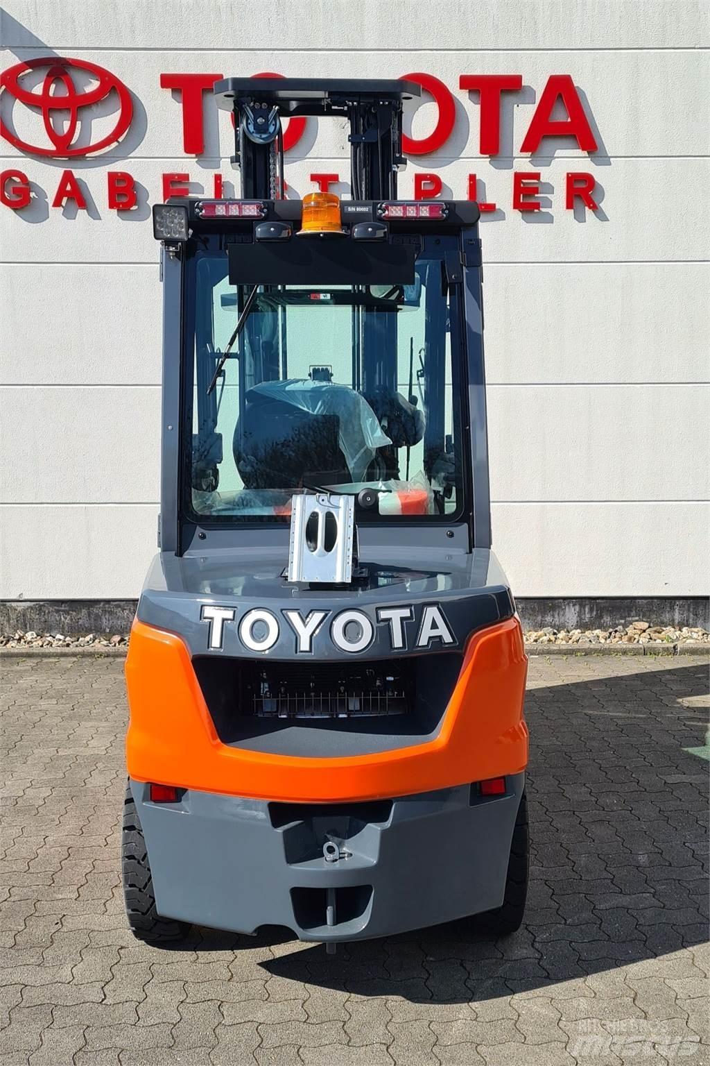 Toyota 52-8FDJF35 Dizelski viljuškari