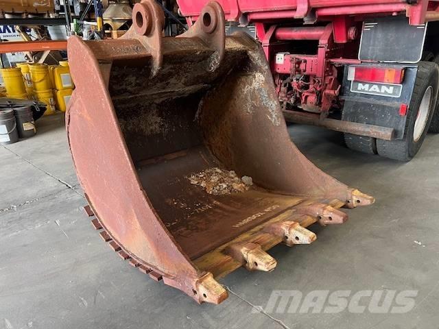 CAT 330 Kašike / Korpe