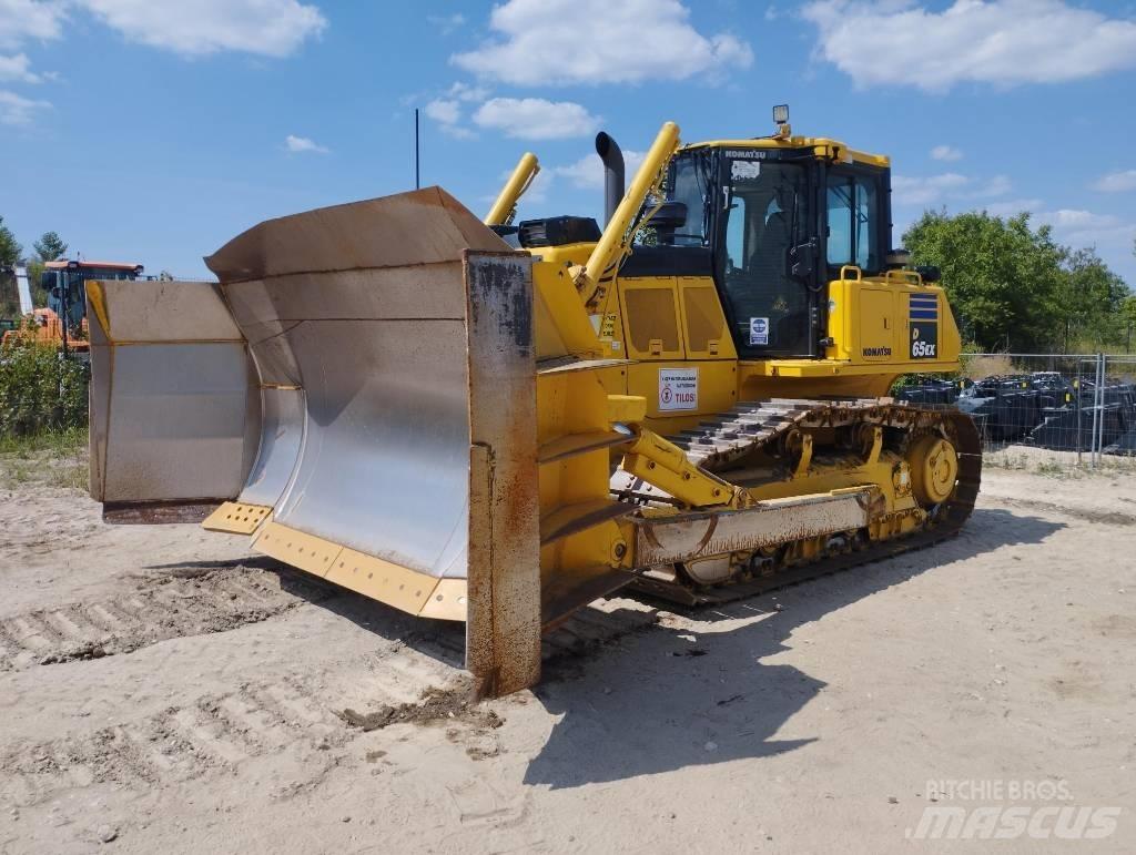 Komatsu D 65 EX-18 Buldožeri guseničari