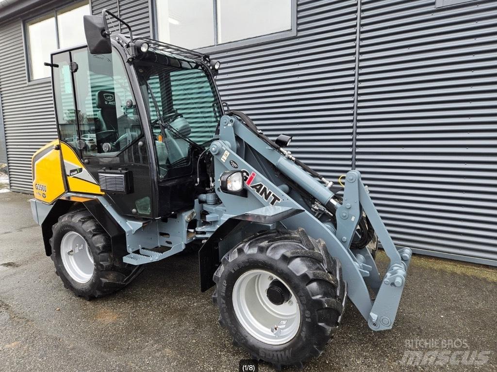 GiANT g3500 x-tra Mini utovarivači