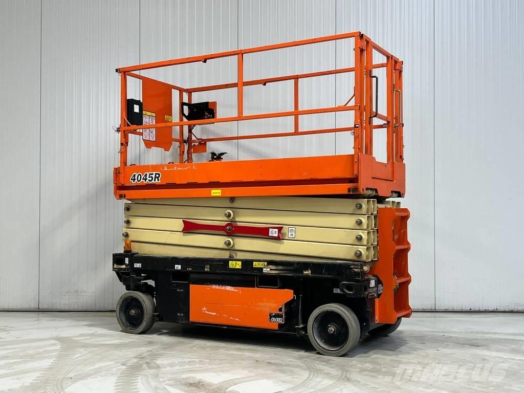 JLG 4045R Makazaste platforme