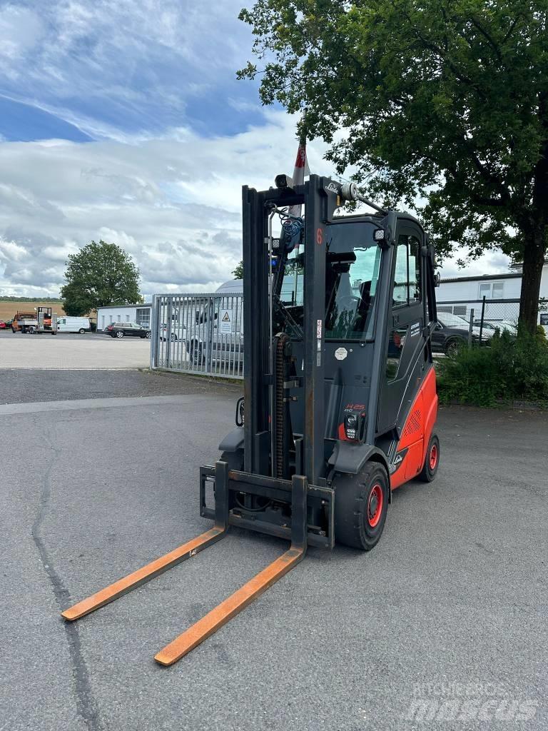 Linde H25T Plinski viljuškari