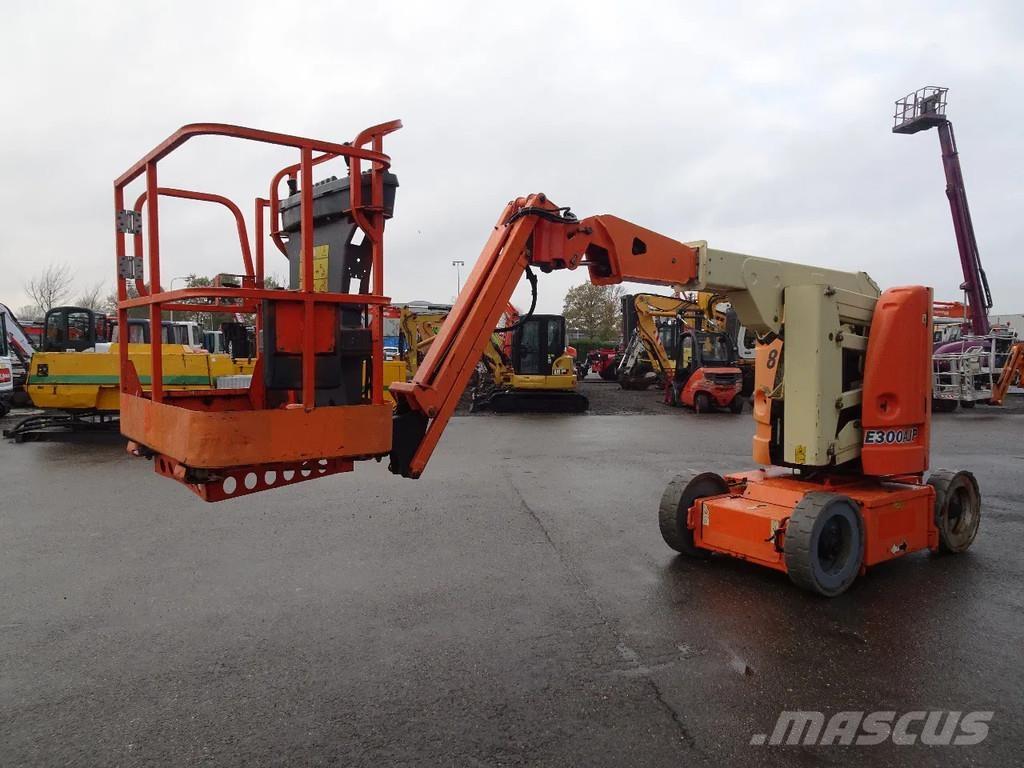 JLG E300AJP Zglobne podizne platforme