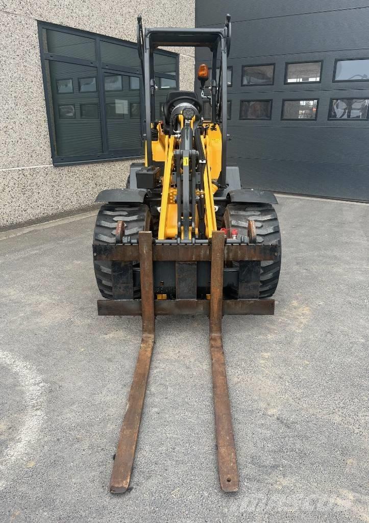 Schäffer 2445S Mini utovarivači