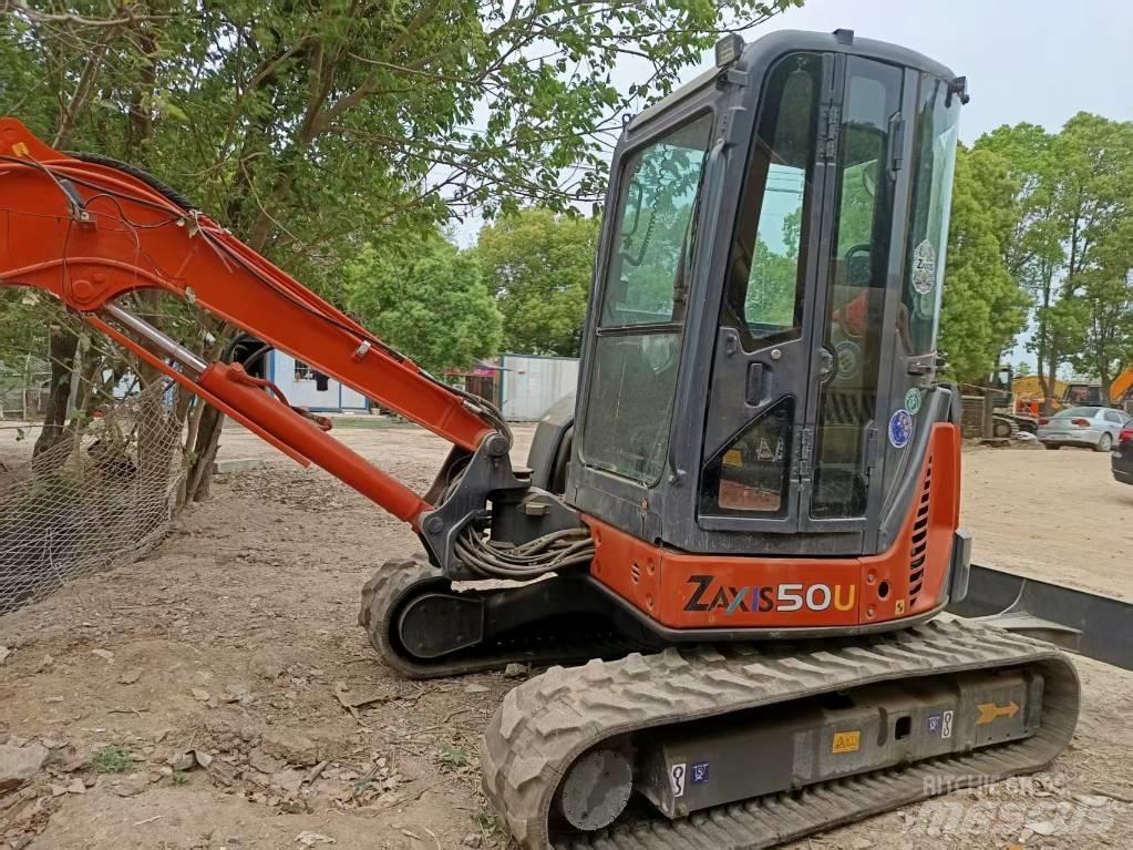 Hitachi ZX50U Mini bageri < 7t