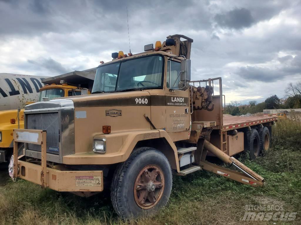 Autocar WHITE ACL64B Kamioni sa kranom