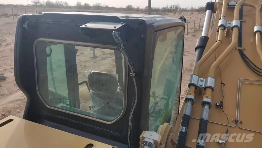 CAT 2022 CAT 350 Bageri točkaši