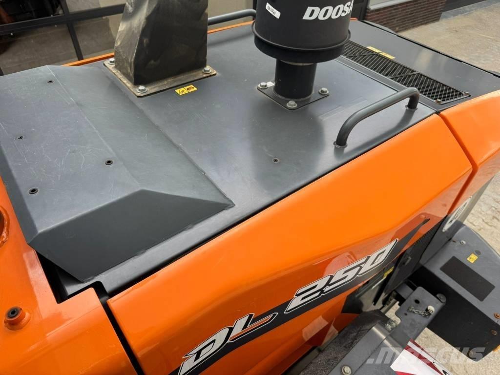Doosan DL 250-7 Utovarivači na točkove