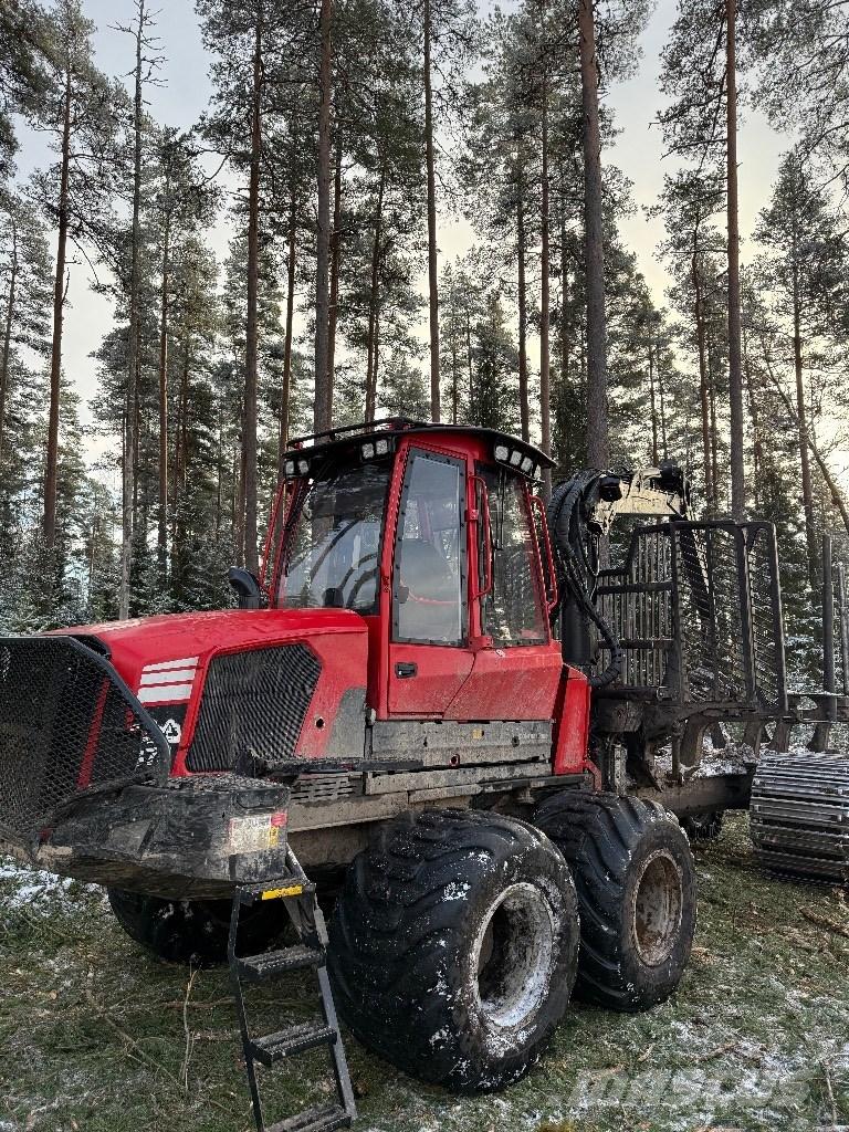 Komatsu 875 Forvarderi