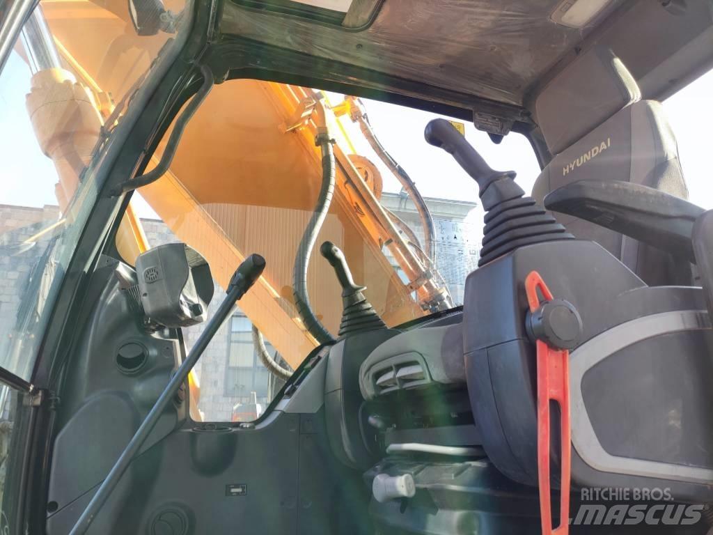 Hyundai R220NLC-9A Bageri guseničari