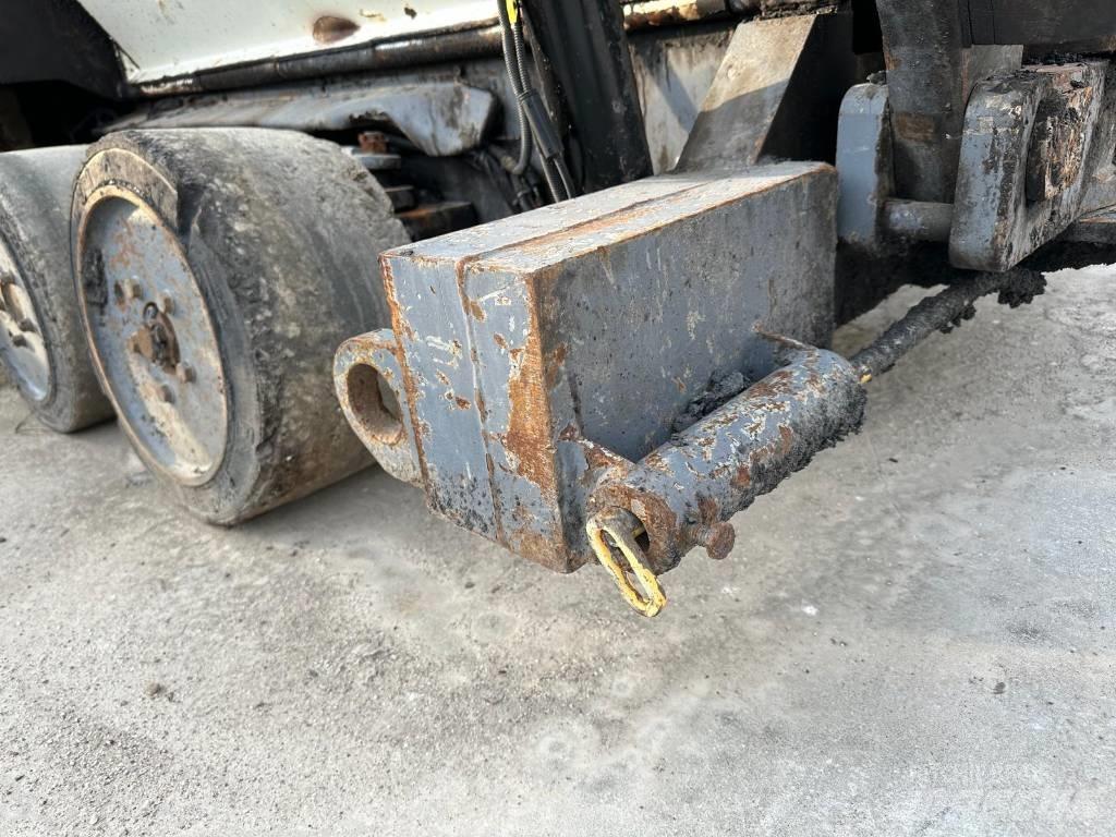 Dynapac SD 1800 W Asfaltni finišeri