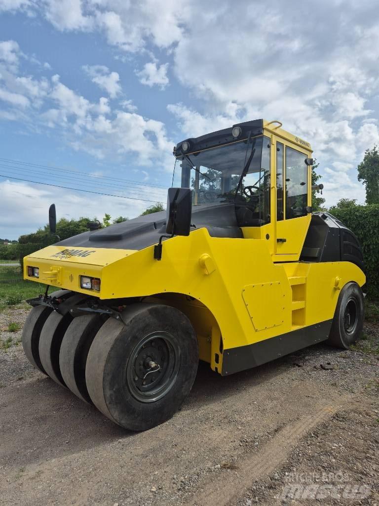Bomag BW 24 R H Gumeni valjci na točkovima