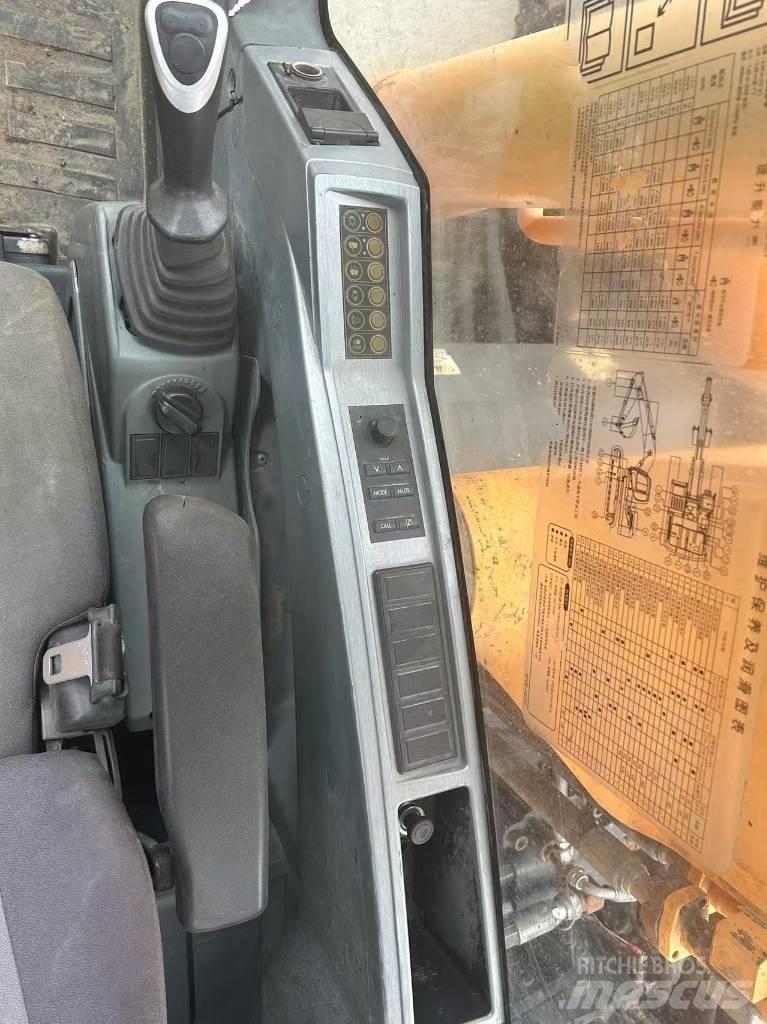 Hyundai R220LC-9S Bageri guseničari